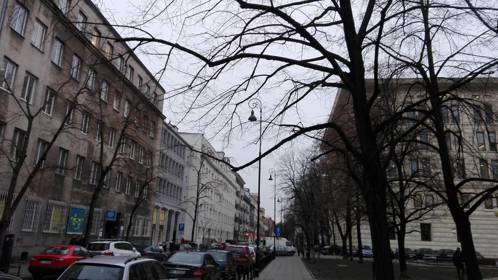 Klimatyczna Kawalerka W Centrum Warszawy Varsavia Esterno foto
